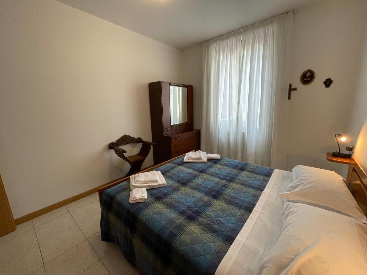 Cozy Apartment With Private Parking On Domaso'S Lakeside - Larihome A09 Luaran gambar